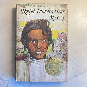 RARE MILDRED TAYLOR “ROLL OF THUNDER, HEAR MY CRY” HARDCOVER 1976 1st EDITION